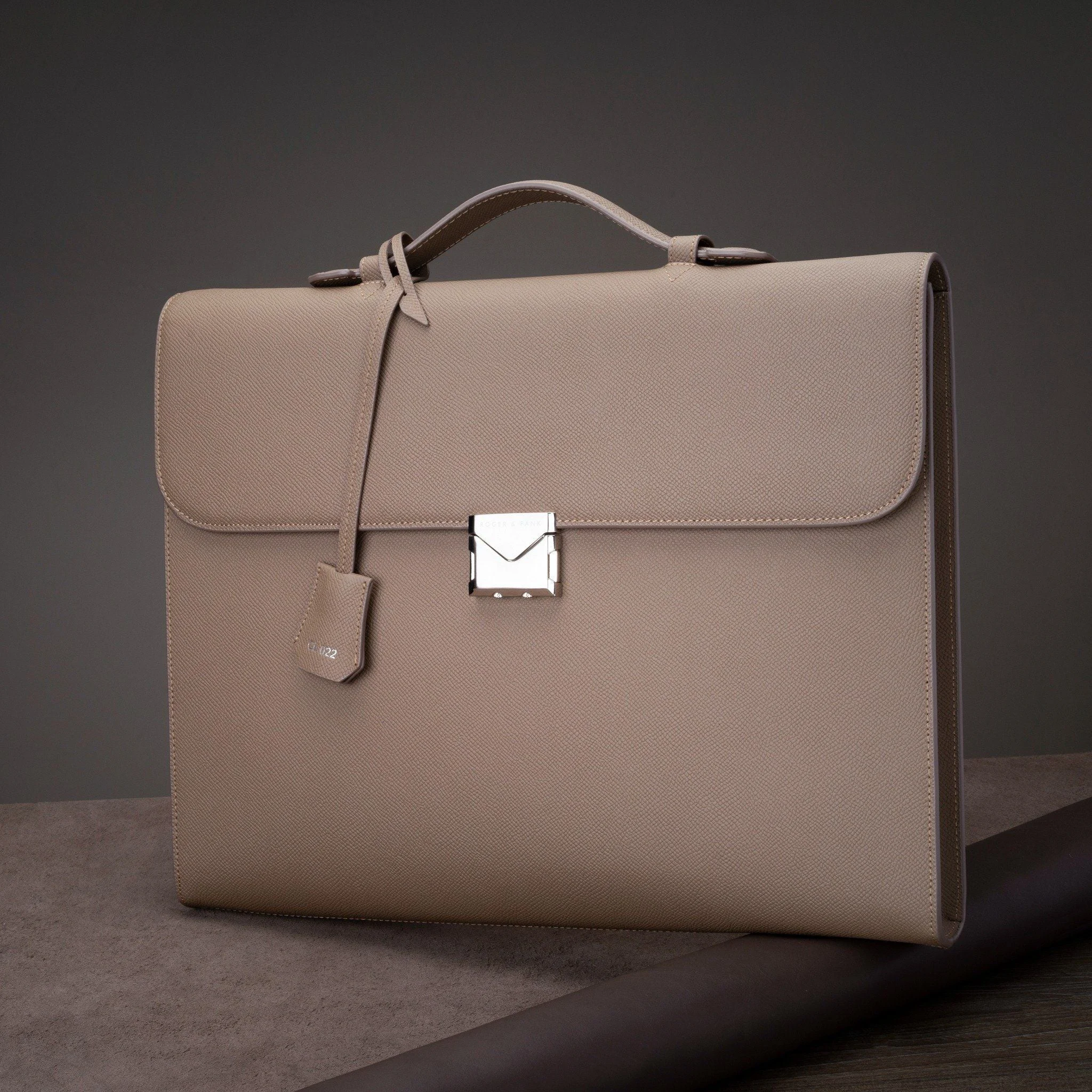 capture_one_catalog0537_999d81724e6541818f3e15a2e7fb1c71_master Cặp xách nam BST Ussé CL022