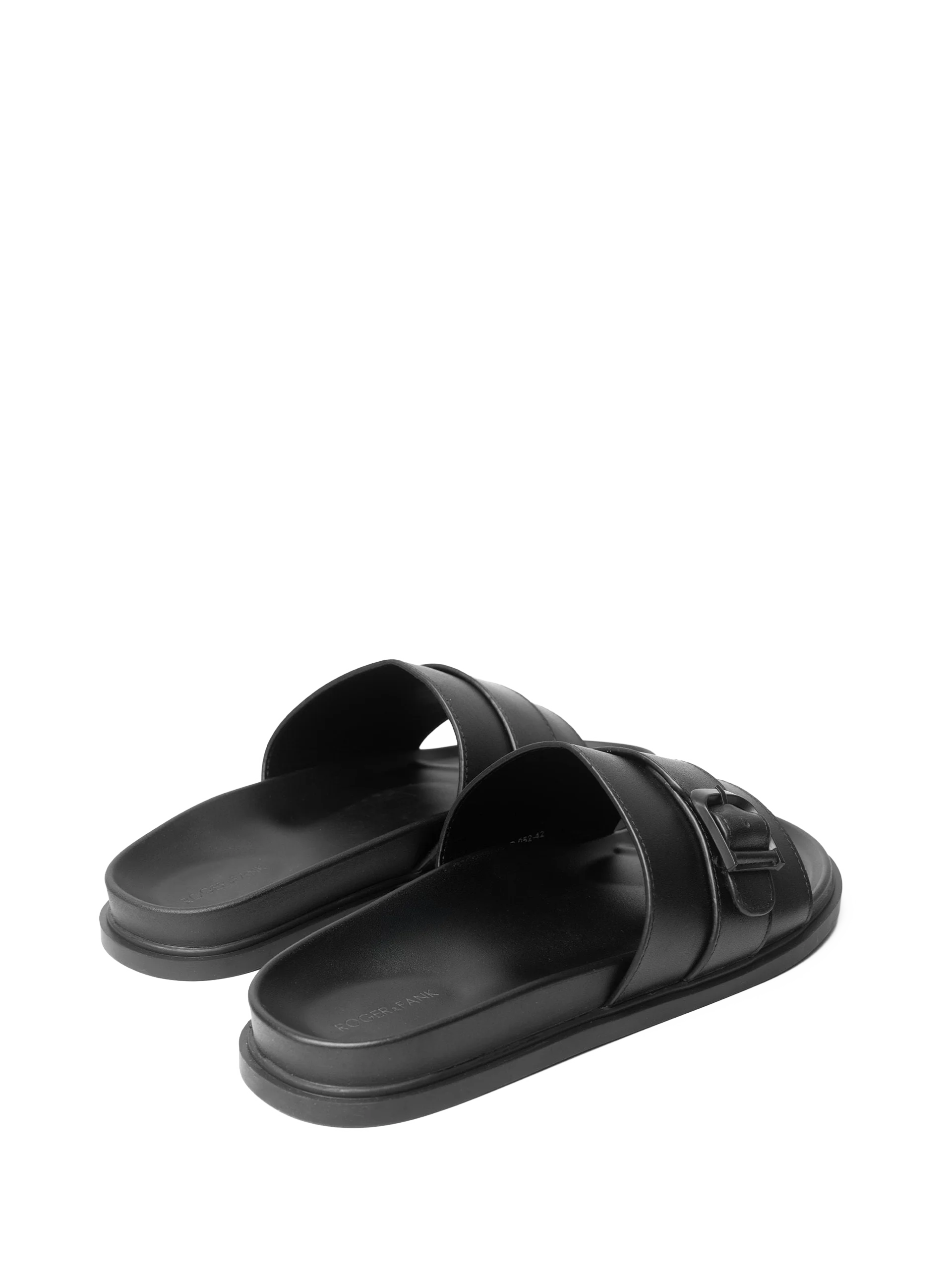 vuong_2_3cb51fd1f0f442759be1c42c08e68233_master Dép da nam quai ngang R&F SD052