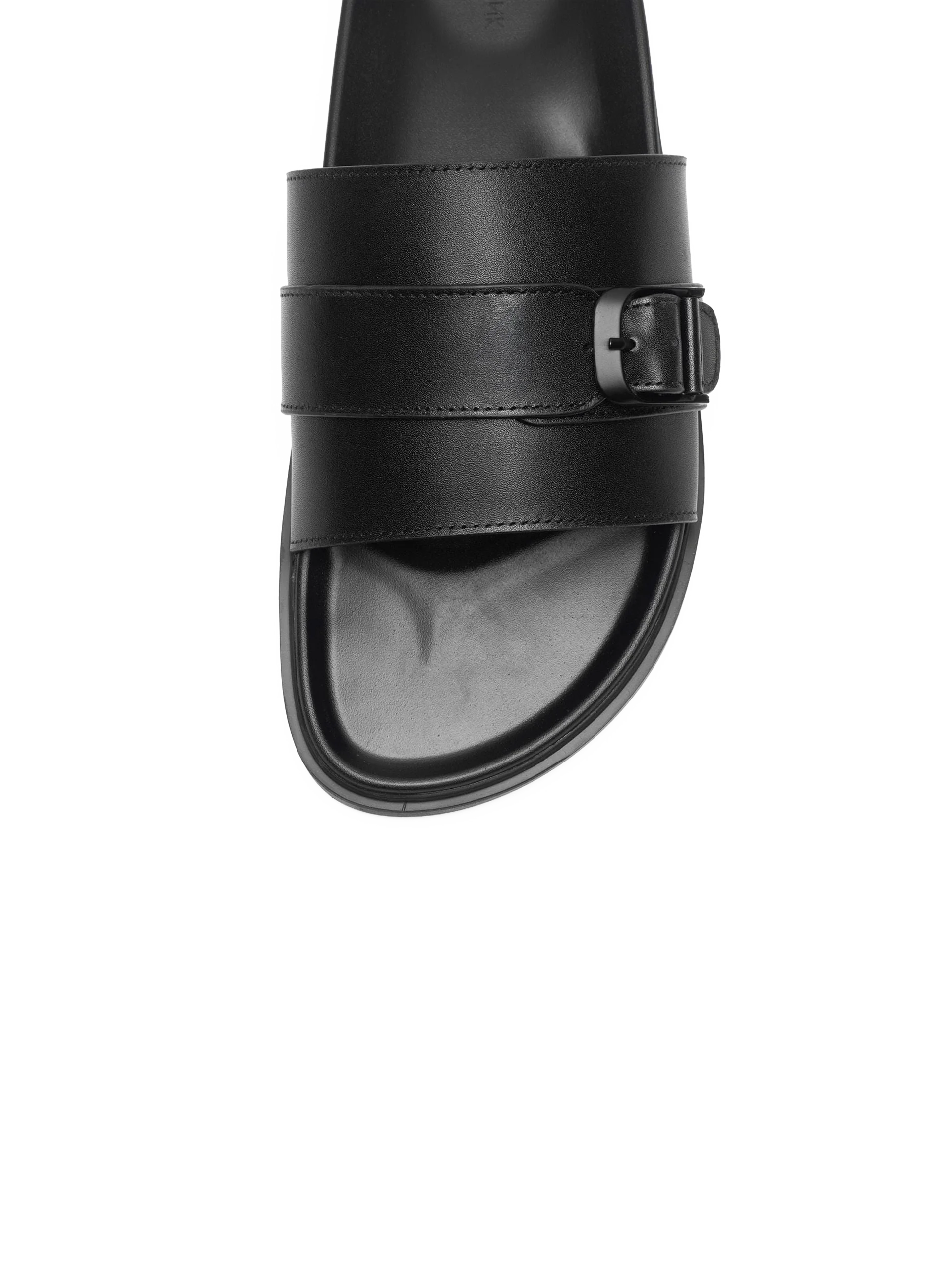 vuong_4_128d66814a2d4790abf19c67825027b9_master Dép da nam quai ngang R&F SD052